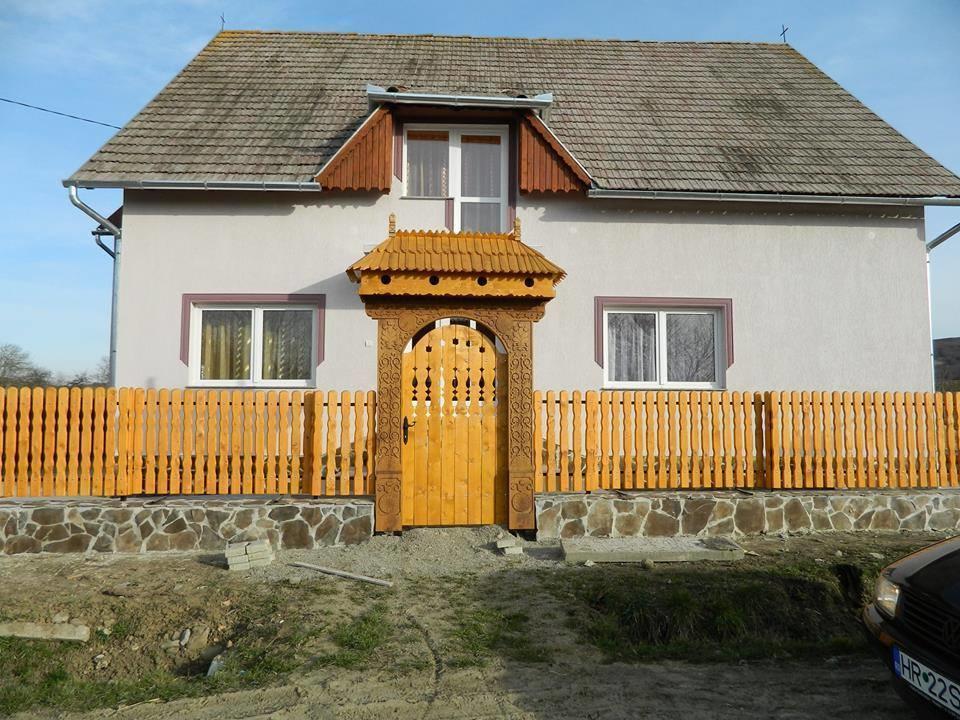 Ersa Panzio Hotel Bisericani  Екстериор снимка