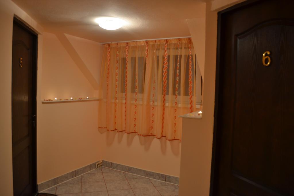 Ersa Panzio Hotel Bisericani  Екстериор снимка